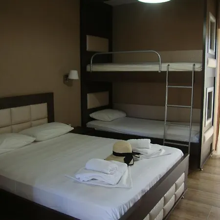 Apartment House Akis New Sarti